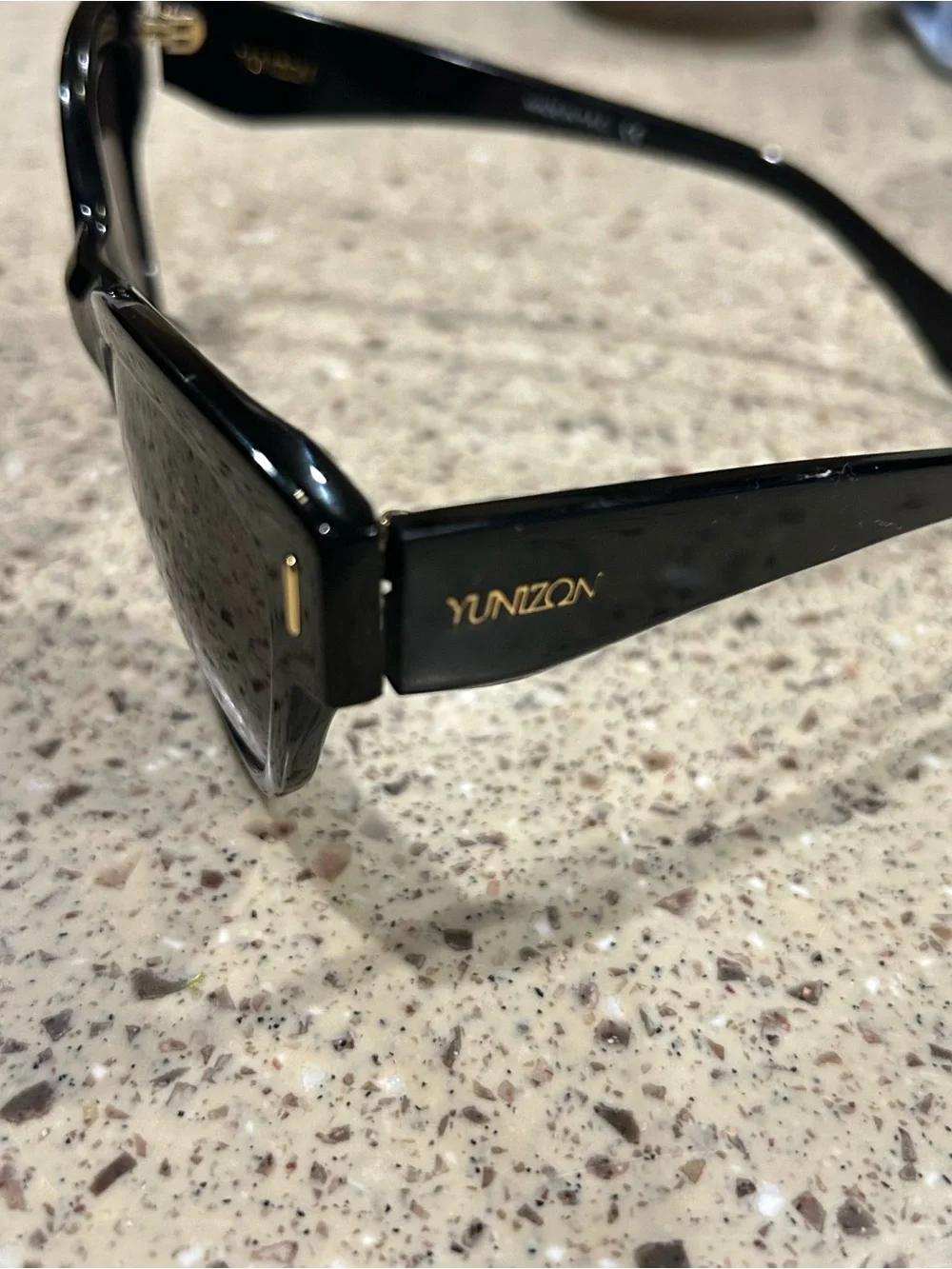 Yunison women’s Jet Black Sunglasses
